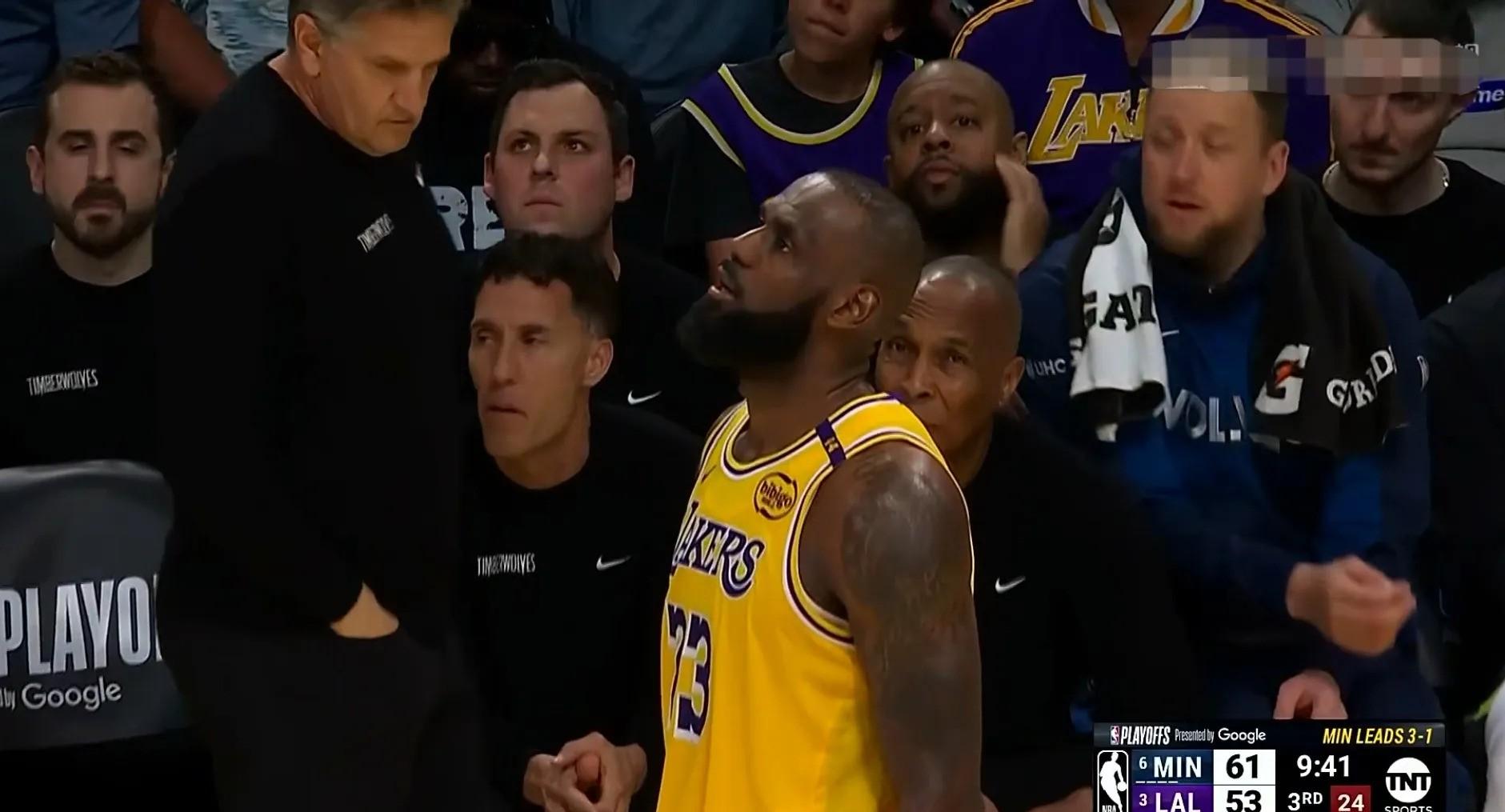 Kaiyun中国官网詹姆斯遭遇五持续失利，澳大利亚队教练压力巨大！